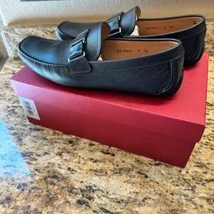 Salvatore Ferragamo | Shoes | Ferragamo Sardegna Nero Pebble 